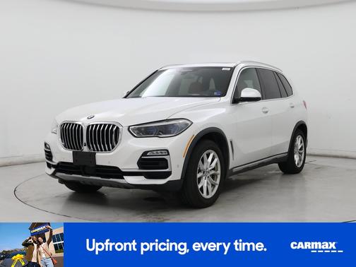 White 2019 BMW X5 xDrive40i