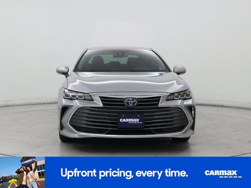 Silver 2019 Toyota Avalon Hybrid XLE
