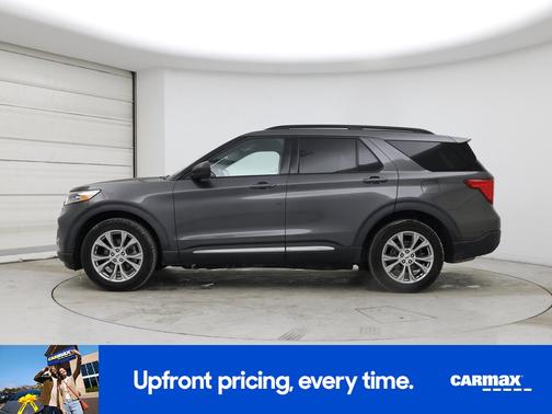 Silver 2020 Ford Explorer XLT