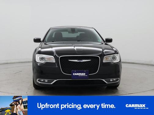 2019 Chrysler 300 Touring L