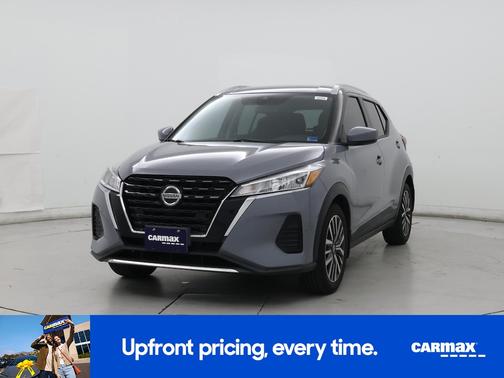 Gray 2021 Nissan Kicks SV