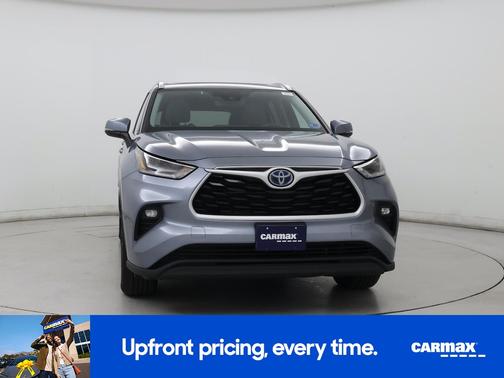 Blue 2021 Toyota Highlander Hybrid XLE