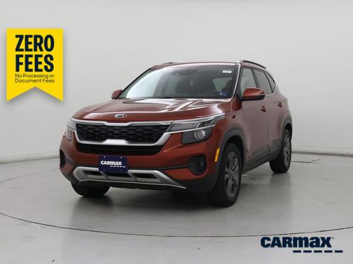 Red 2021 Kia Seltos S