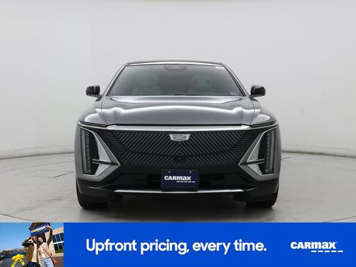 2024 Cadillac LYRIQ Luxury 2