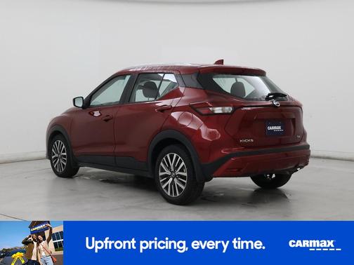 Red 2021 Nissan Kicks SV