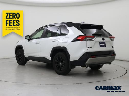 White 2024 Toyota RAV4 Hybrid XSE