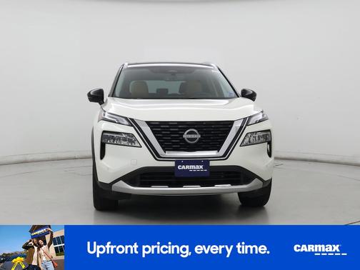 White 2023 Nissan Rogue Platinum