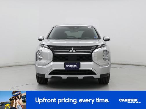 2022 Mitsubishi Outlander ES