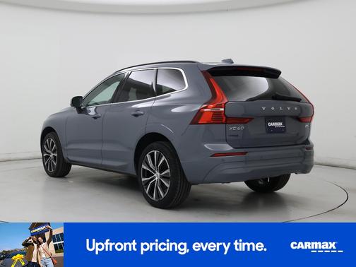 2022 Volvo XC60 B5 Momentum