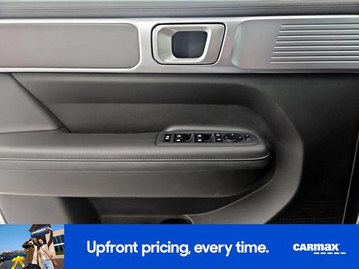 White 2025 Hyundai SANTA FE SEL