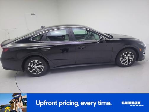 Black 2019 Hyundai ELANTRA Value Edition