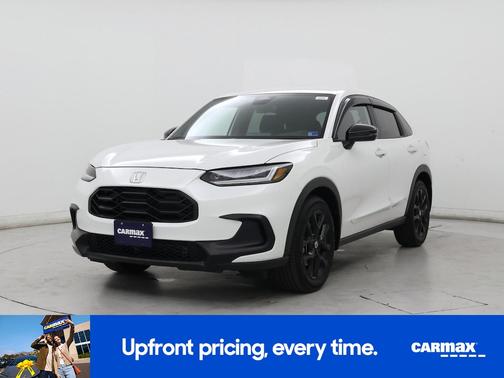 White 2025 Honda HR-V Sport