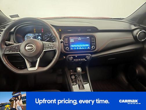 2022 Nissan Kicks SR