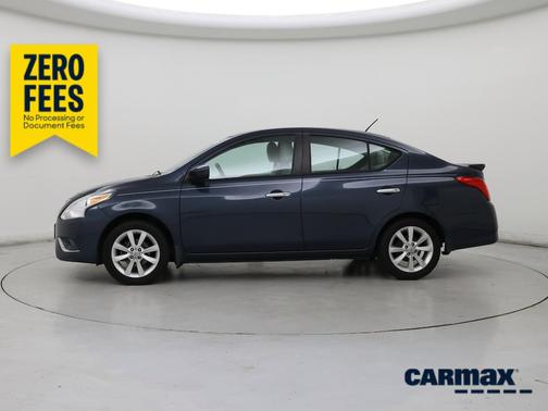 Blue 2015 Nissan Versa SL
