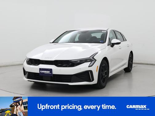 White 2025 Kia K5 LXS