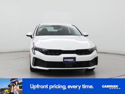 White 2025 Kia K5 LXS