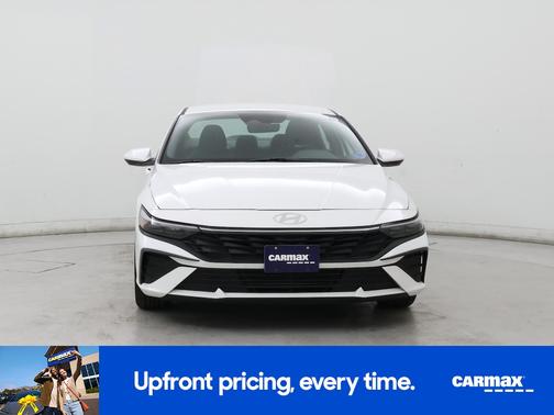 White 2024 Hyundai ELANTRA SEL