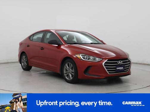 Red 2017 Hyundai ELANTRA SE