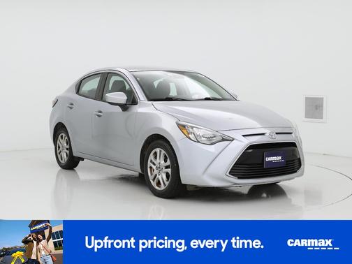 Silver 2017 Toyota Yaris iA