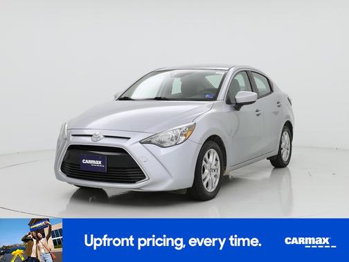 Silver 2017 Toyota Yaris iA