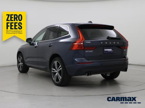 Blue 2021 Volvo XC60 T5 Momentum
