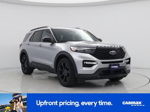 Gray 2022 Ford Explorer ST-Line