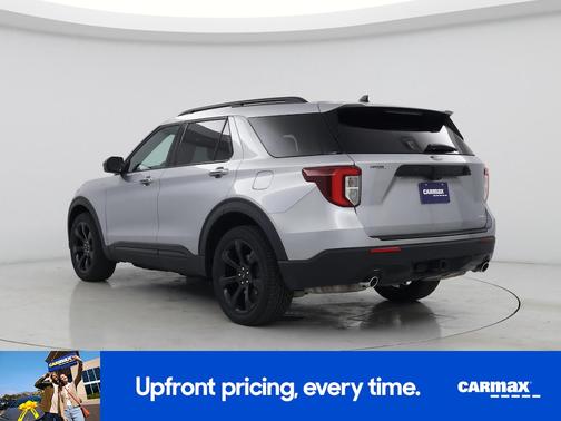 Gray 2022 Ford Explorer ST-Line