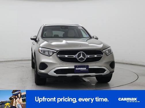 Gray 2023 Mercedes-Benz GLC 300
