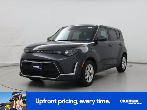 Gray 2025 Kia Soul LX