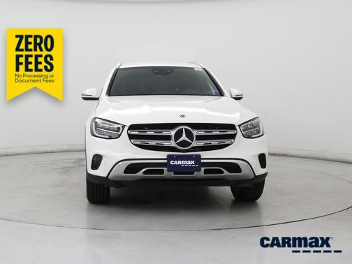 White 2022 Mercedes-Benz GLC 300
