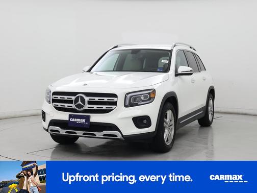 White 2022 Mercedes-Benz GLB 250
