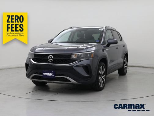Gray 2022 Volkswagen Taos SE