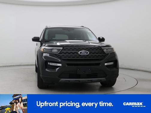 Green 2023 Ford Explorer XLT