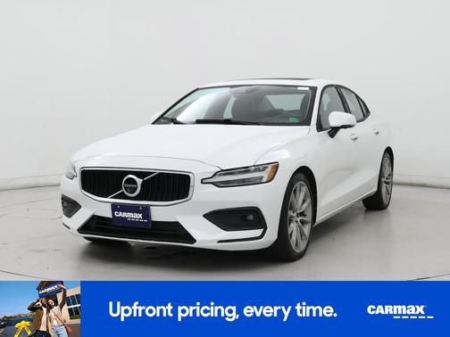 2021 Volvo S60 T6 Momentum