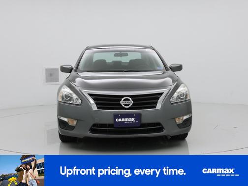 Gray 2015 Nissan Altima S