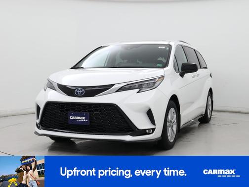 2022 Toyota Sienna XSE