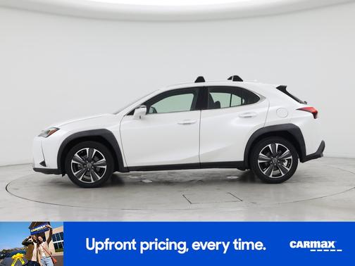 White 2022 Lexus UX 200