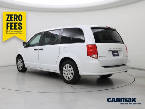 White 2019 Dodge Grand Caravan SE