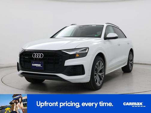 2022 Audi Q8 Premium