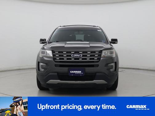 Gray 2017 Ford Explorer XLT