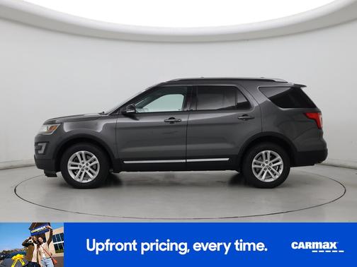 Gray 2017 Ford Explorer XLT