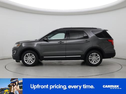 Gray 2017 Ford Explorer XLT
