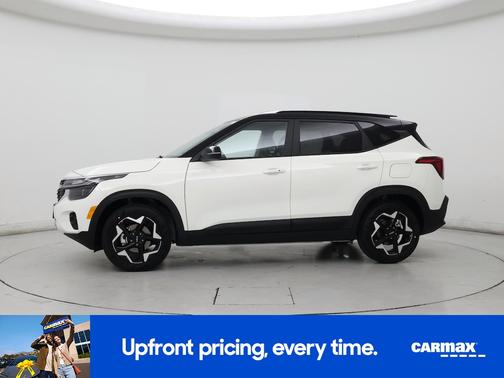 White 2026 Kia Seltos S