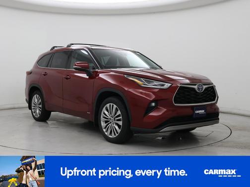 Red 2024 Toyota Highlander Hybrid Platinum
