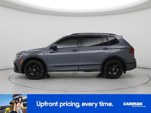 2023 Volkswagen Tiguan SE R-Line Black