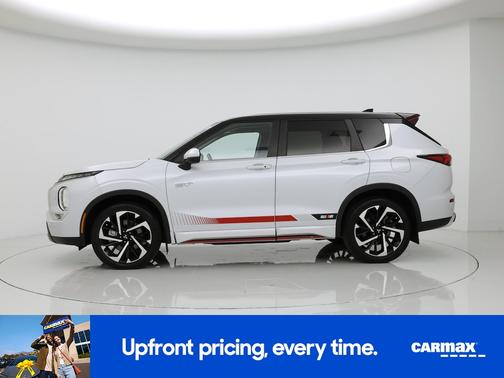 2023 Mitsubishi Outlander PHEV SE