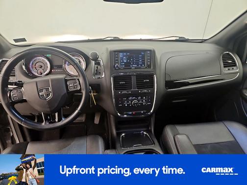 Silver 2019 Dodge Grand Caravan SXT