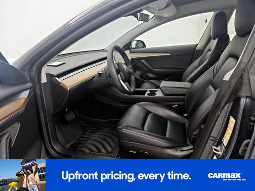 Gray 2022 Tesla Model 3