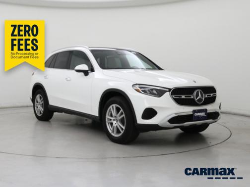 White 2025 Mercedes-Benz GLC 300