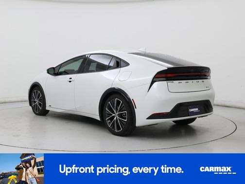 2025 Toyota Prius XLE